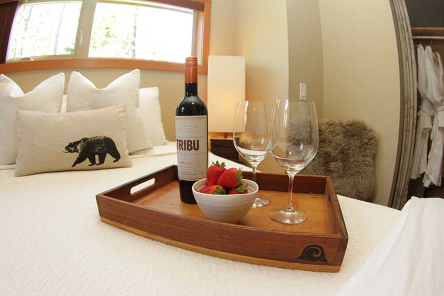400x500x1 Black Bear Bed & Breakfast